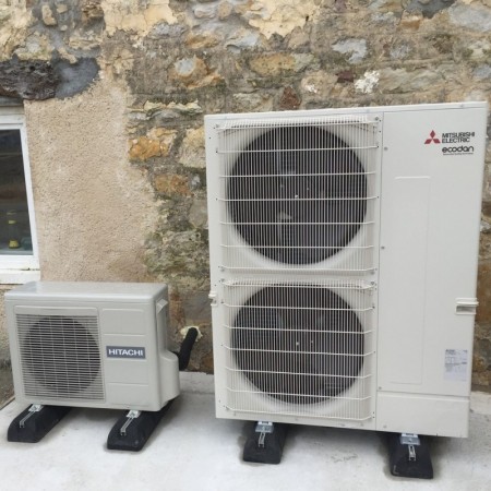 groupe-exterieur-double-pompe-a-chaleur-air-eau-__