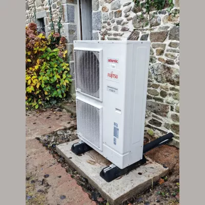 pompe-chaleur-air-eau-maison-pierre-montreuil-lozo__